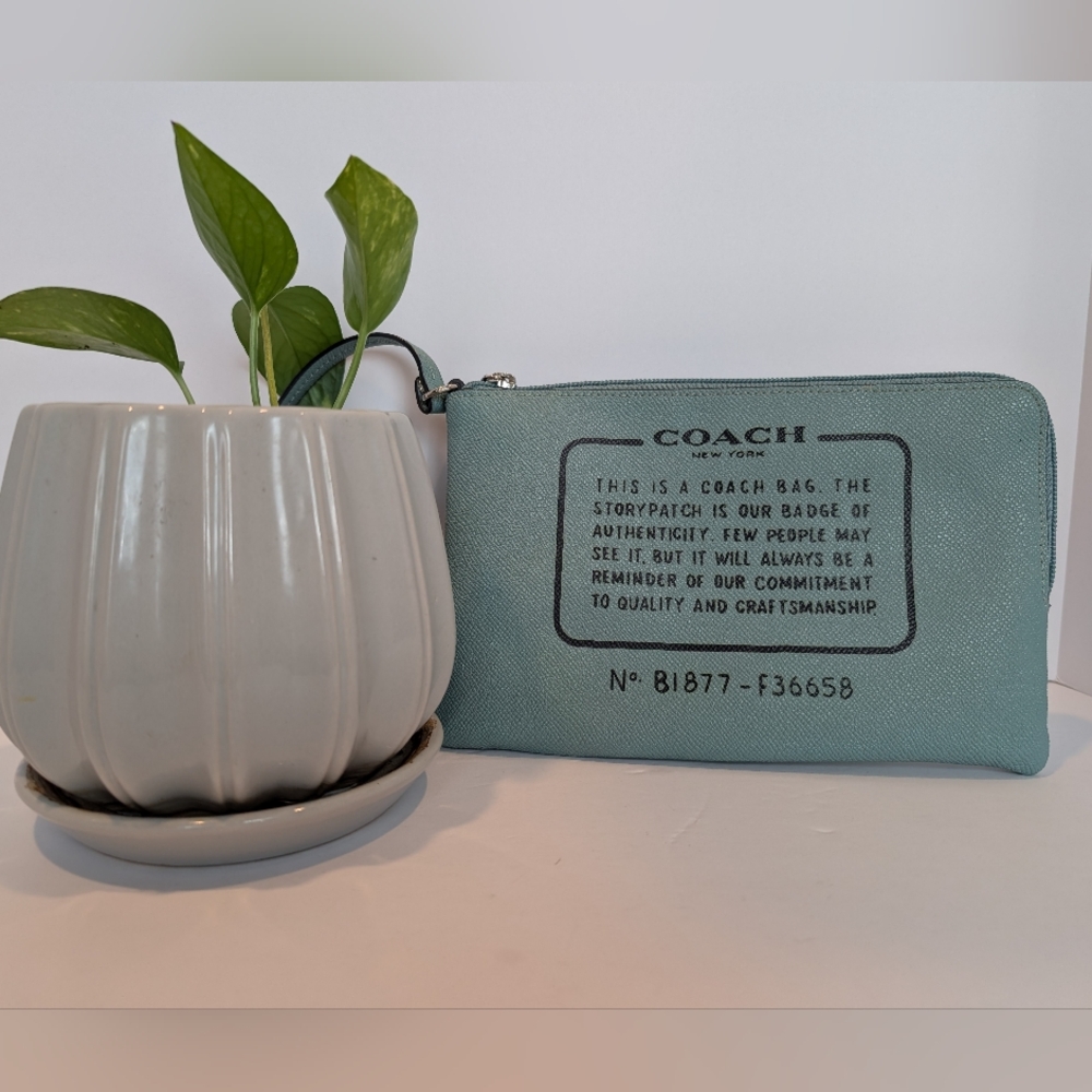 Coach Blue Wristlet For Tote Bag With Strap